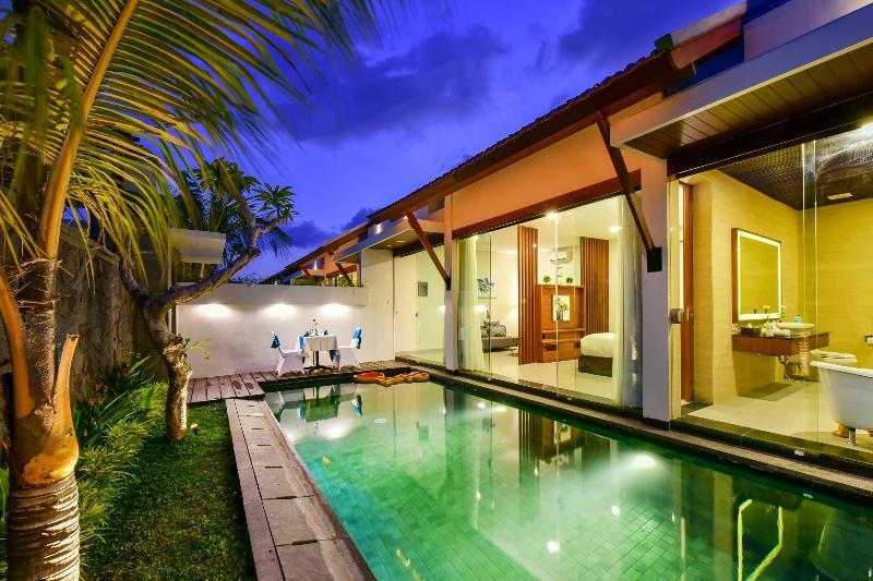 Del Cielo Villa Seminyak エクステリア 写真