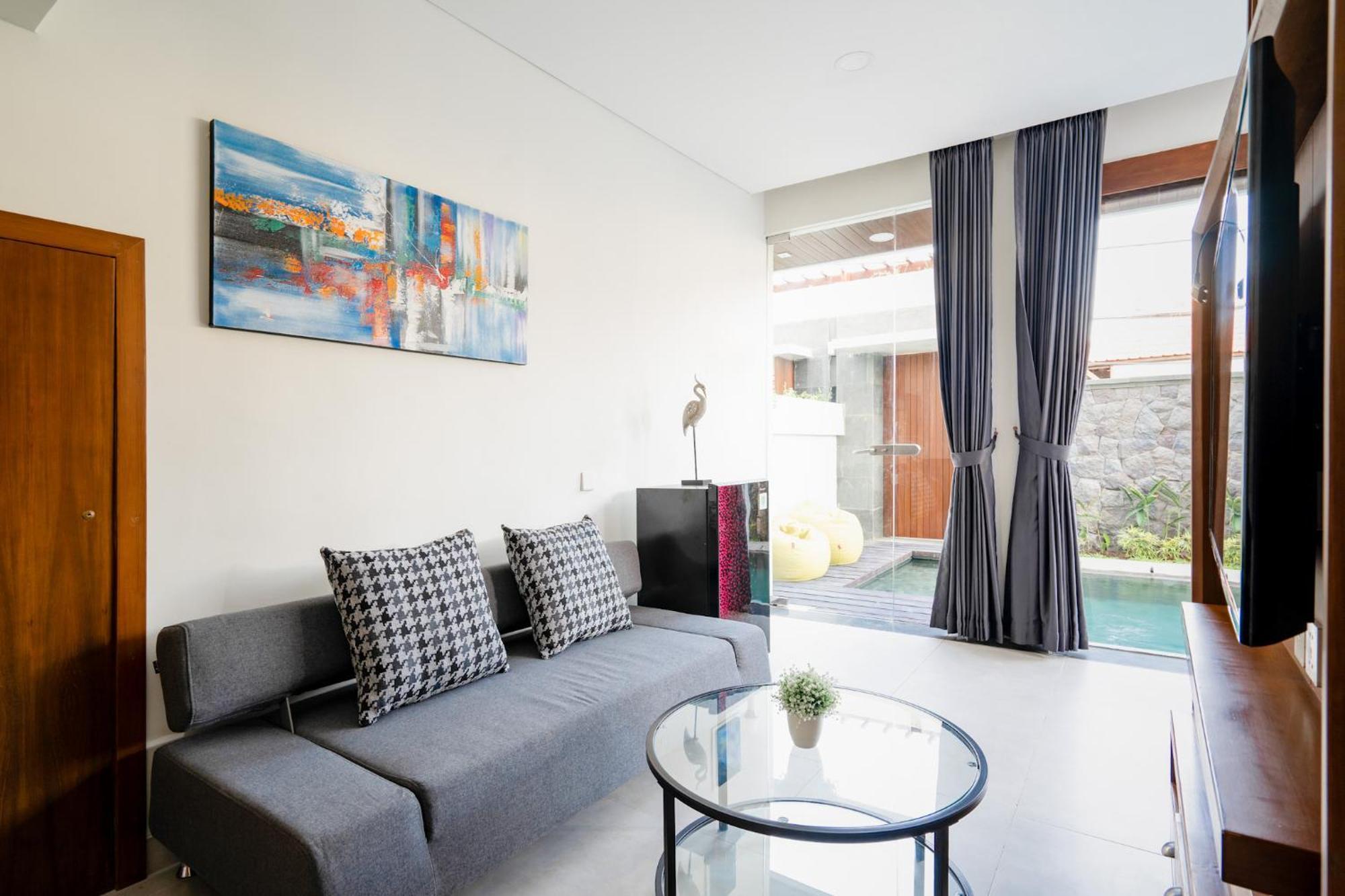 Del Cielo Villa Seminyak 部屋 写真