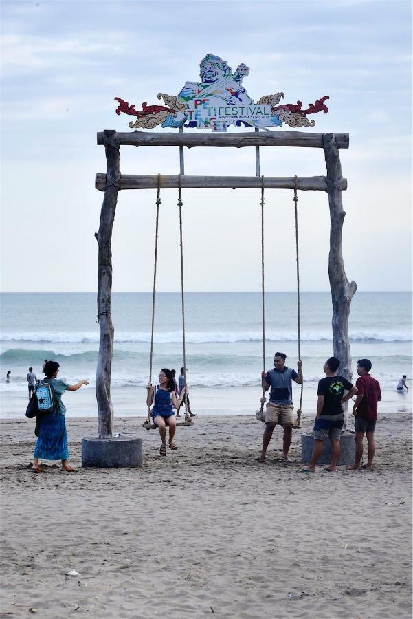 Del Cielo Villa Seminyak エクステリア 写真